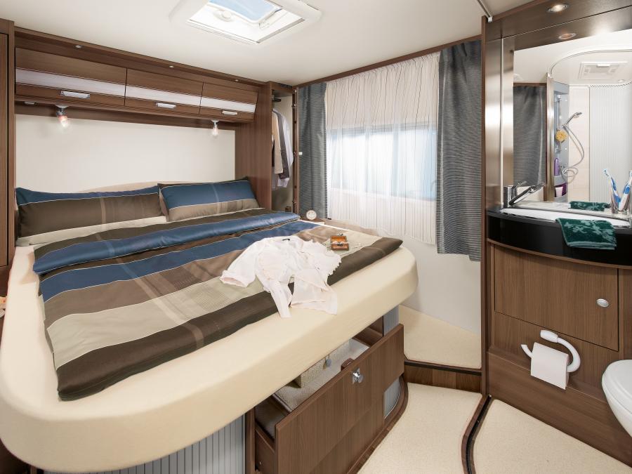 Интерьер Dethleffs Esprit T 2015 года  (фото 11 из 14)